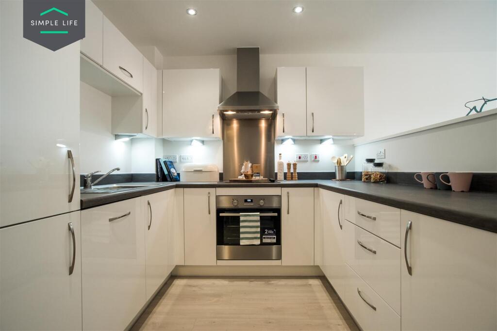 Apartment in Manchester - View 4