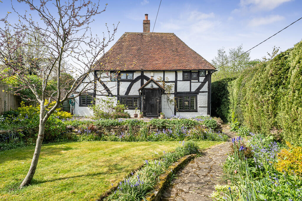 Main image of property: Billingshurst