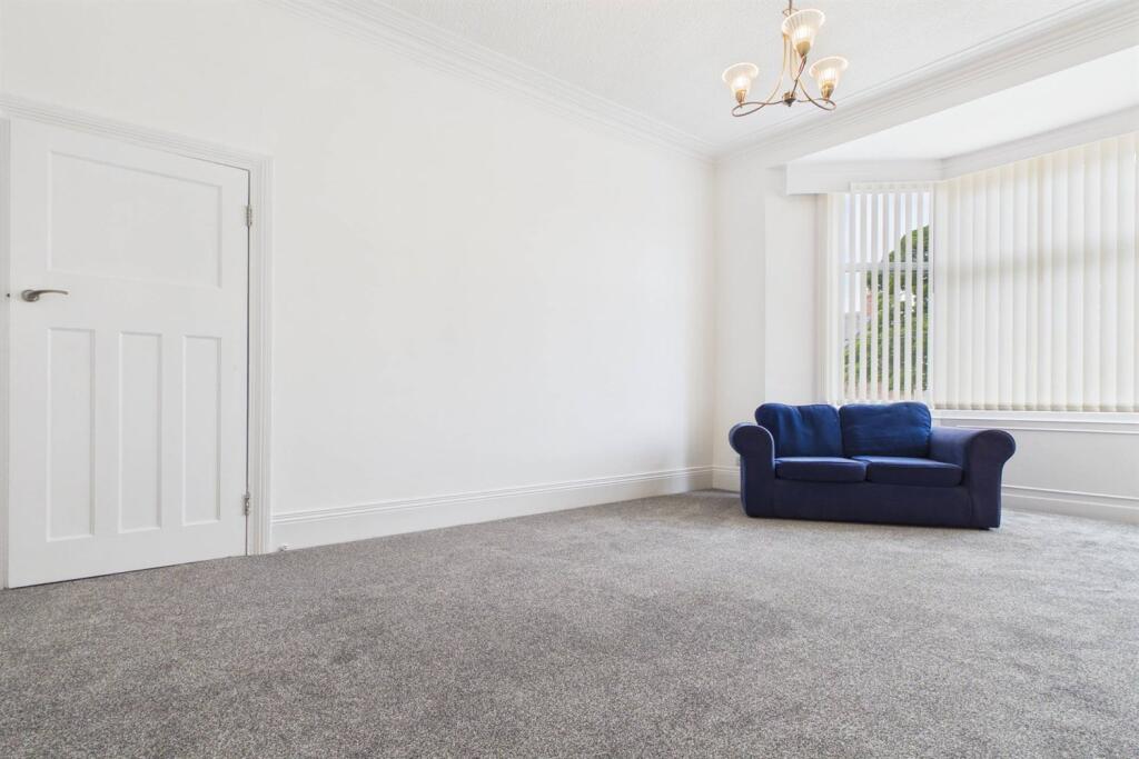 Apartment in Newcastle upon Tyne - View 3