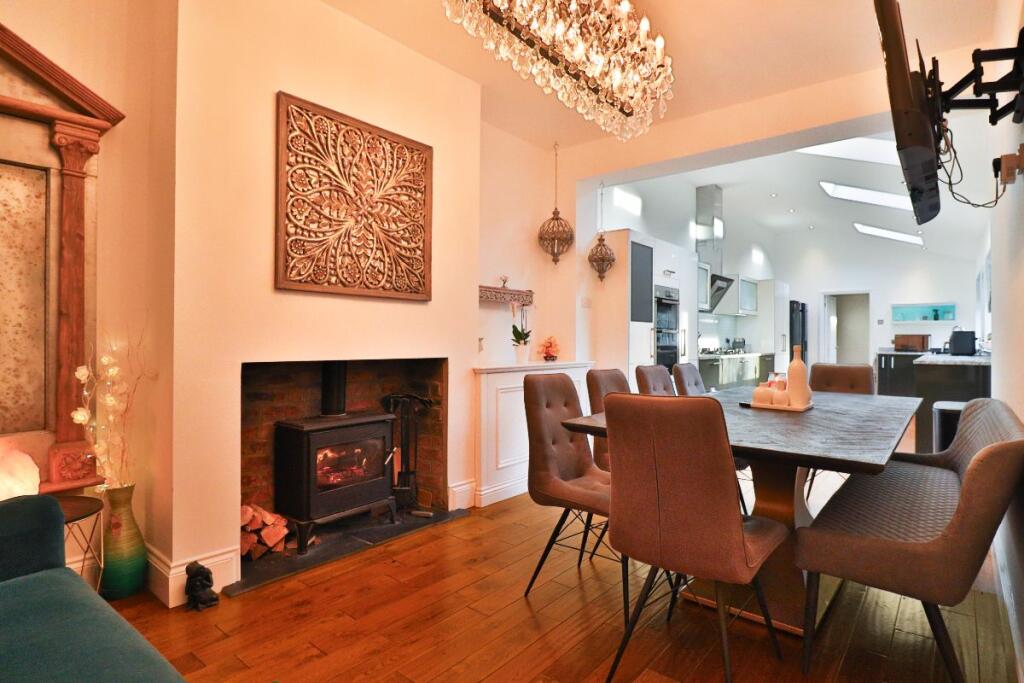5-bed semi-detached on Bracken Road, Darlington, DL3, £360,000