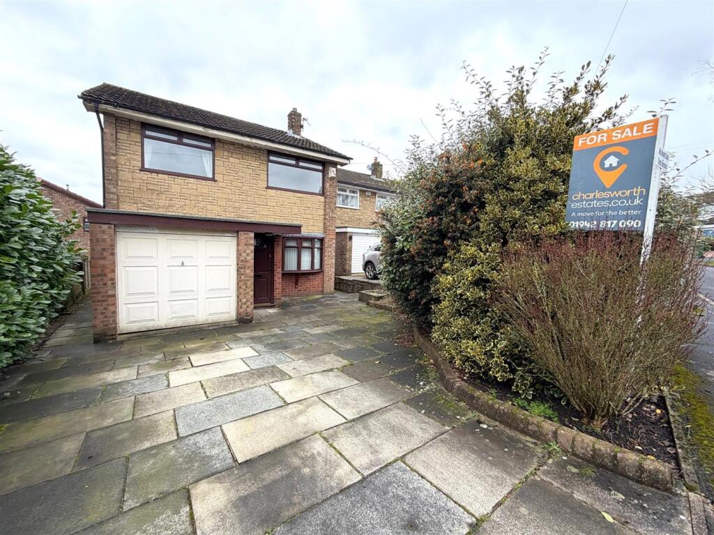 Main image of property: Yellow Lodge Drive, Westhoughton, Bolton