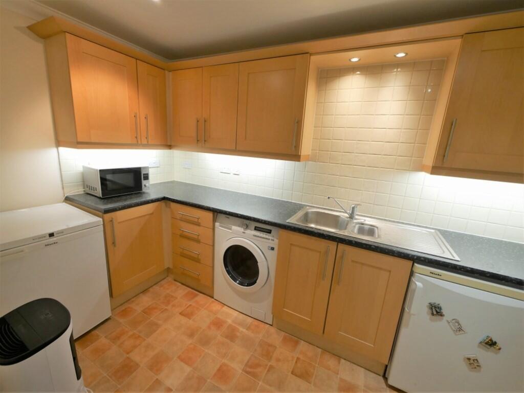 Apartment in Ipswich, Suffolk - More