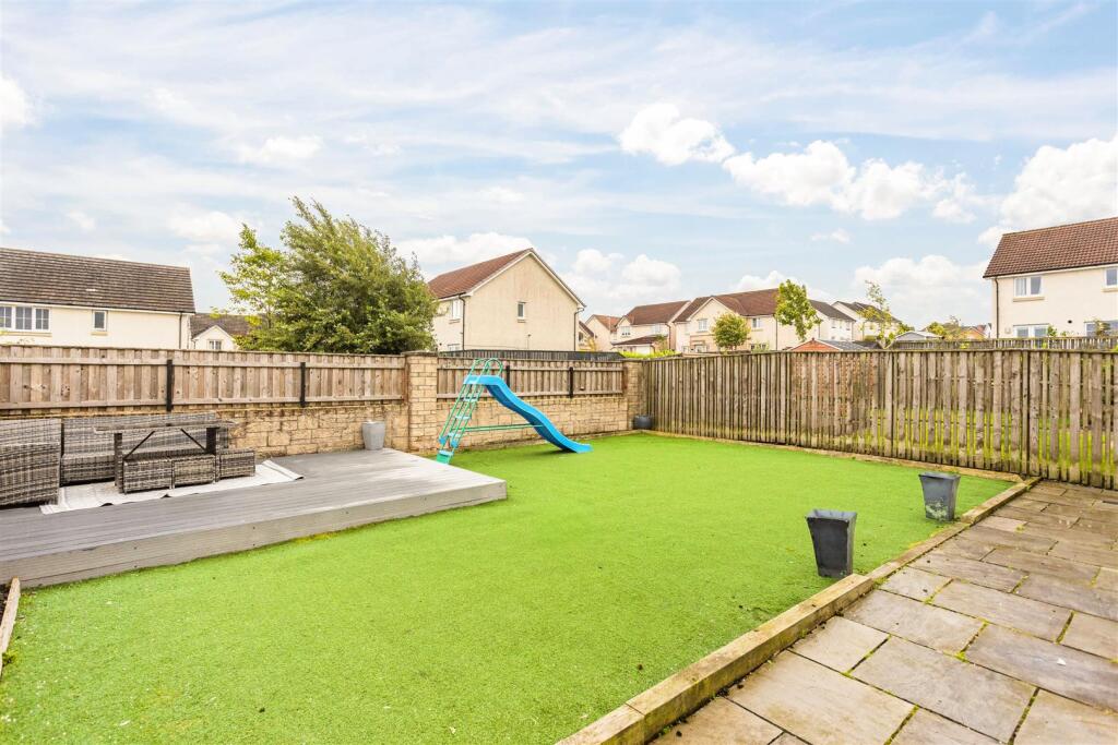 House in Bathgate, West Lothian - View 4
