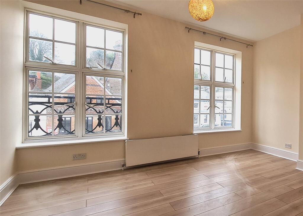 Main image of property: High Street, Reigate, RH2