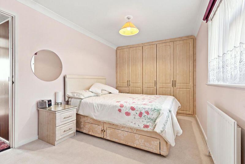 House in Enfield - View 5