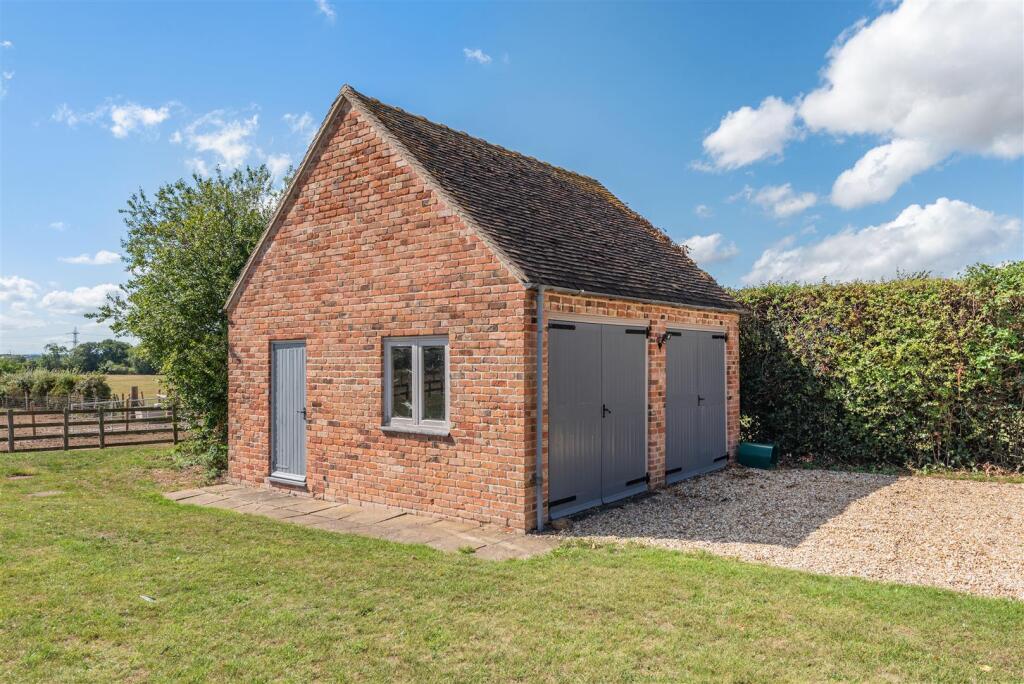 House in Birmingham - View 3