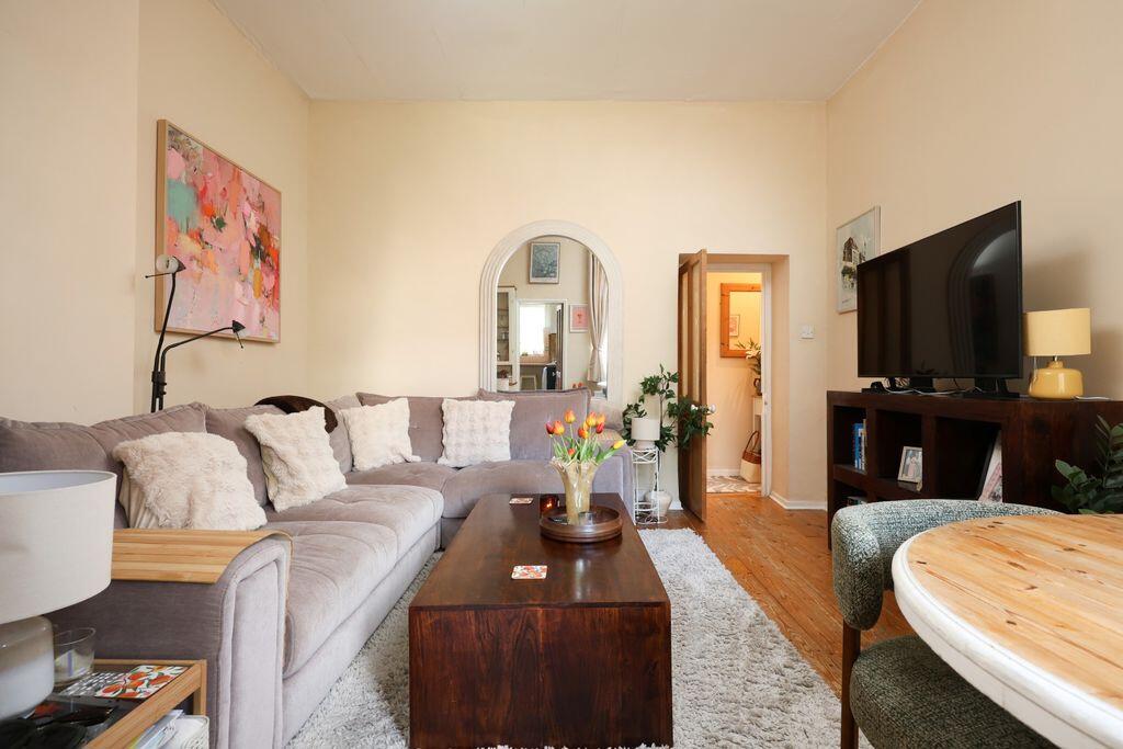 Apartment in Bristol - View 3
