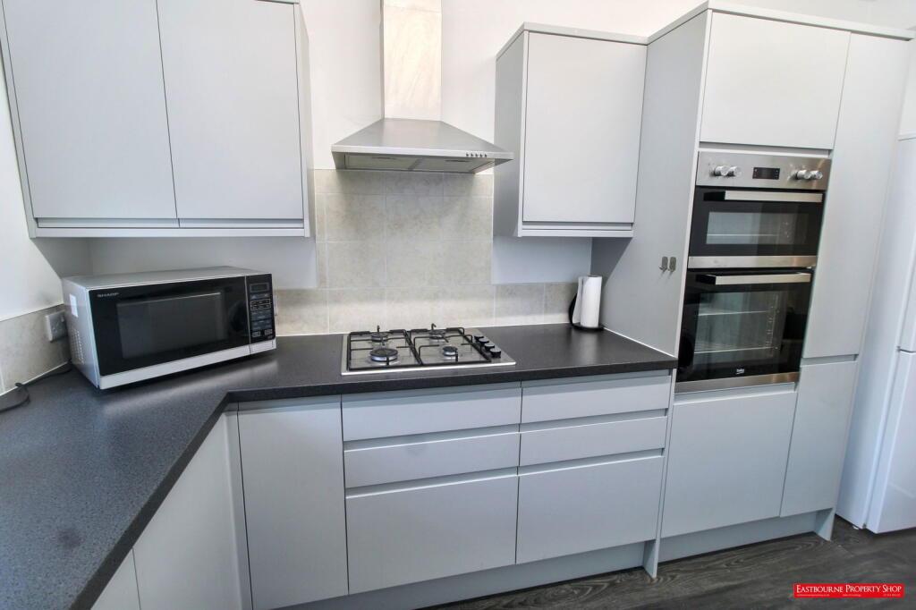 House in Eastbourne, East Sussex - View 2
