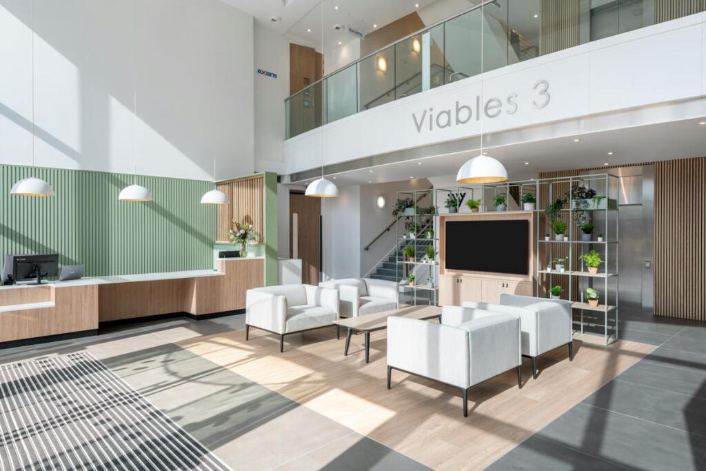Vibe V3 Office Curator SMALL6.jpg