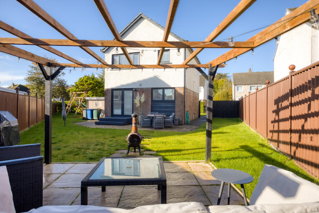 22, Talisman Crescent, Helensburgh, Argyll And Bute G84 photo 3