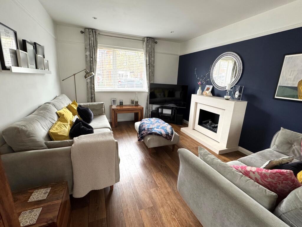 Gordon Road, Ashford, Surrey, TW15 – pohled 3