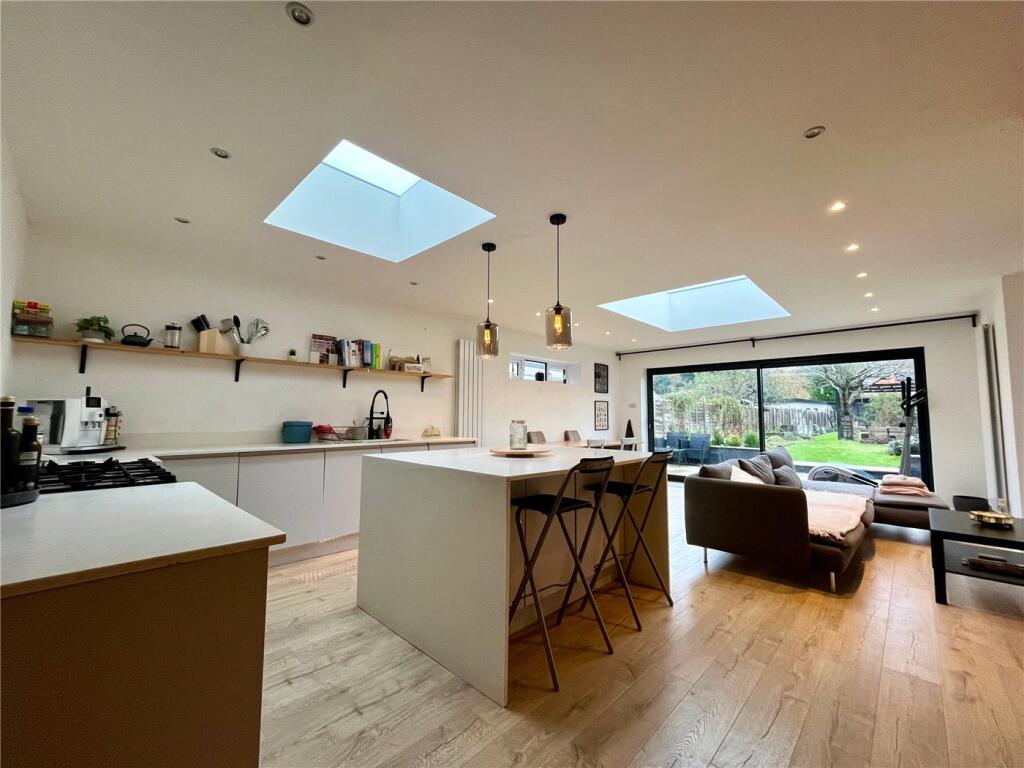 Main image of property: Cromwell Road, Newbury, Berkshire, RG14