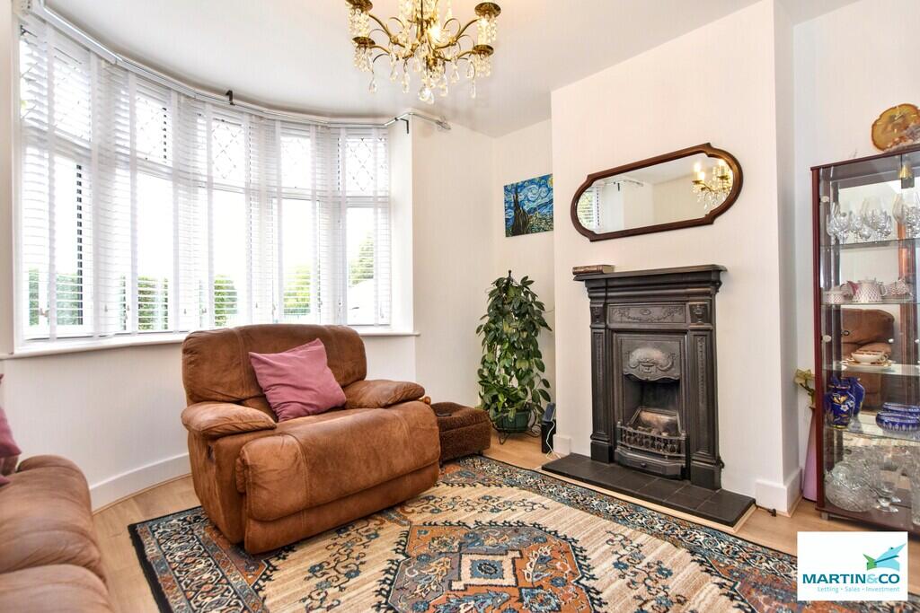 House in Nuneaton and Bedworth, Chilvers Coton - View 3