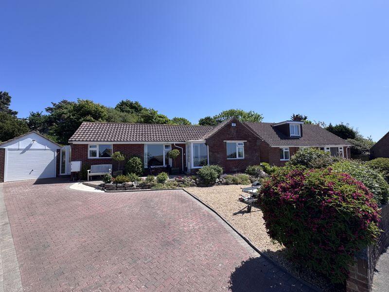 Woodvale Close, Cowes photo 3