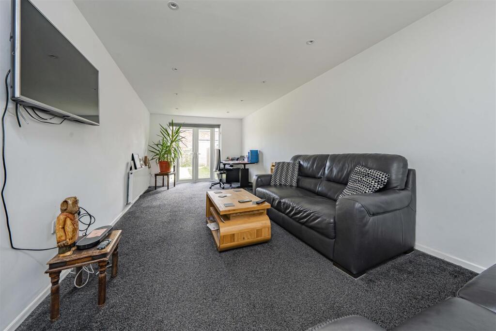 House in St Albans, St Stephen - View 2