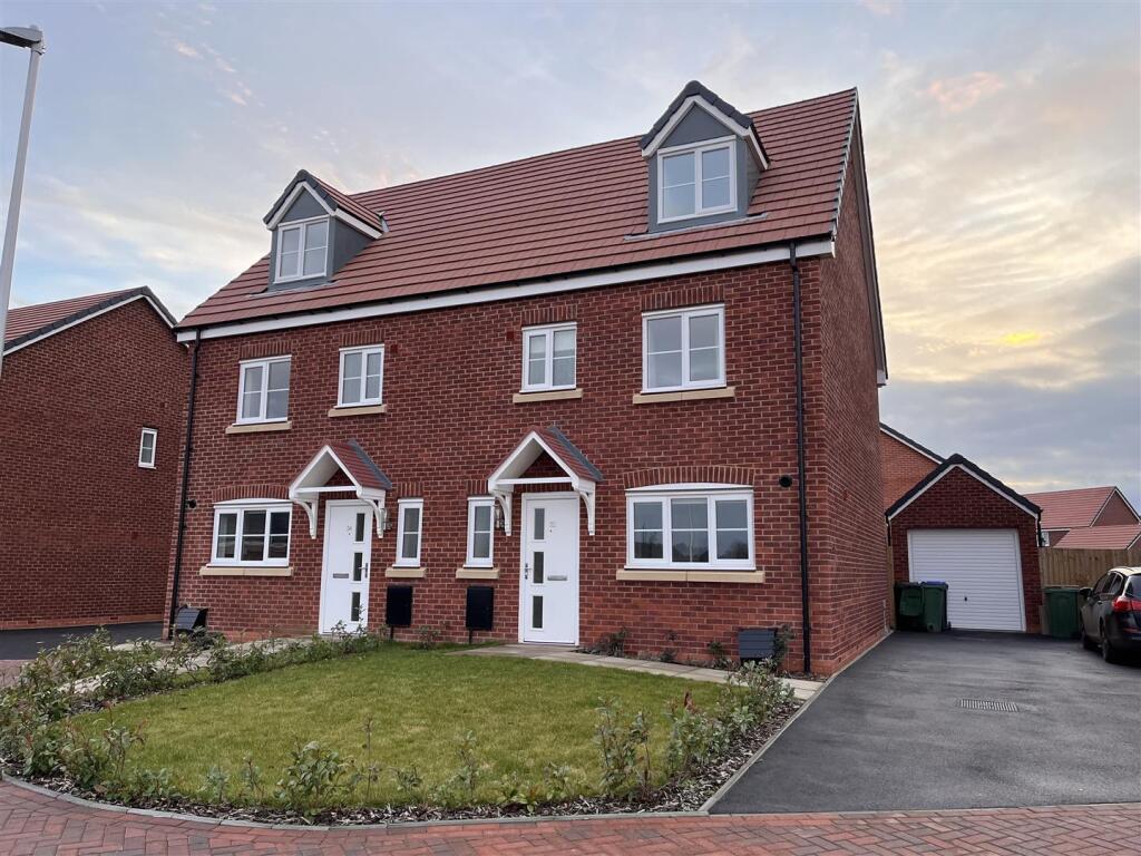 Main image of property: Jeacock Place, Wellesbourne