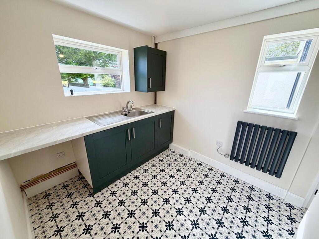 House in Bradenstoke, Lyneham and Bradenstoke - View 4