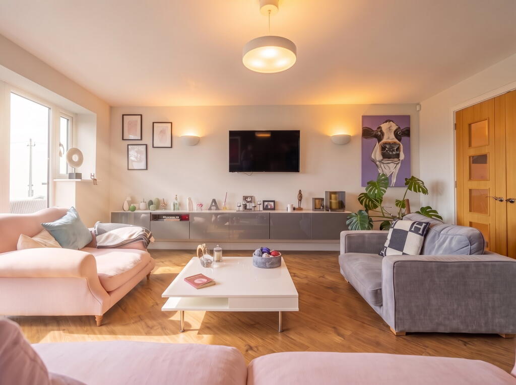 House in Exeter - View 3