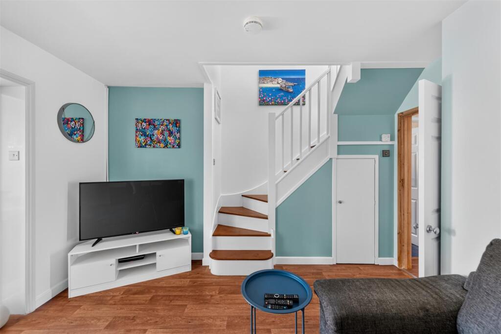 House in Horsham, West Sussex - View 5
