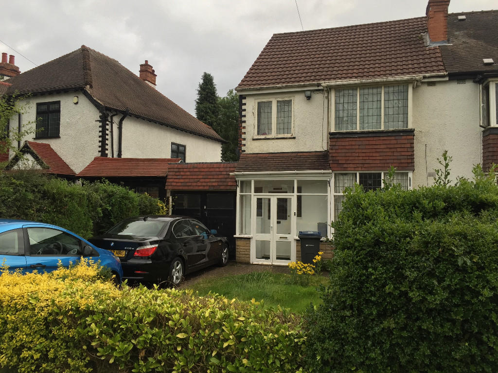 Main image of property: Tennal Lane, Birmingham, B32
