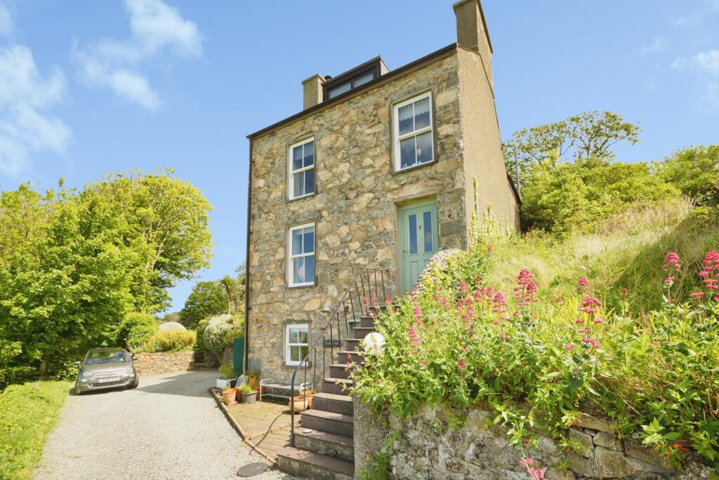 Main image of property: Bryn Glas, Nefyn, Pwllheli, Gwynedd, LL53