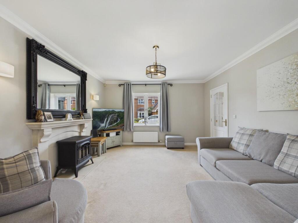 House in Ashford, Park Farm, Kingsnorth - View 5