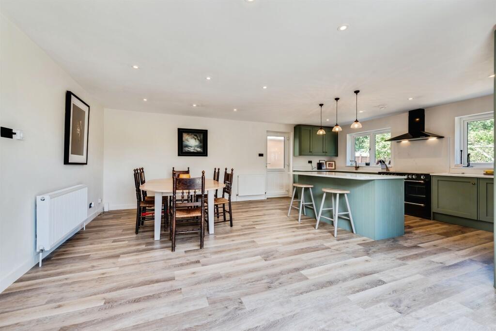 House in Chearsley, Buckinghamshire - View 4