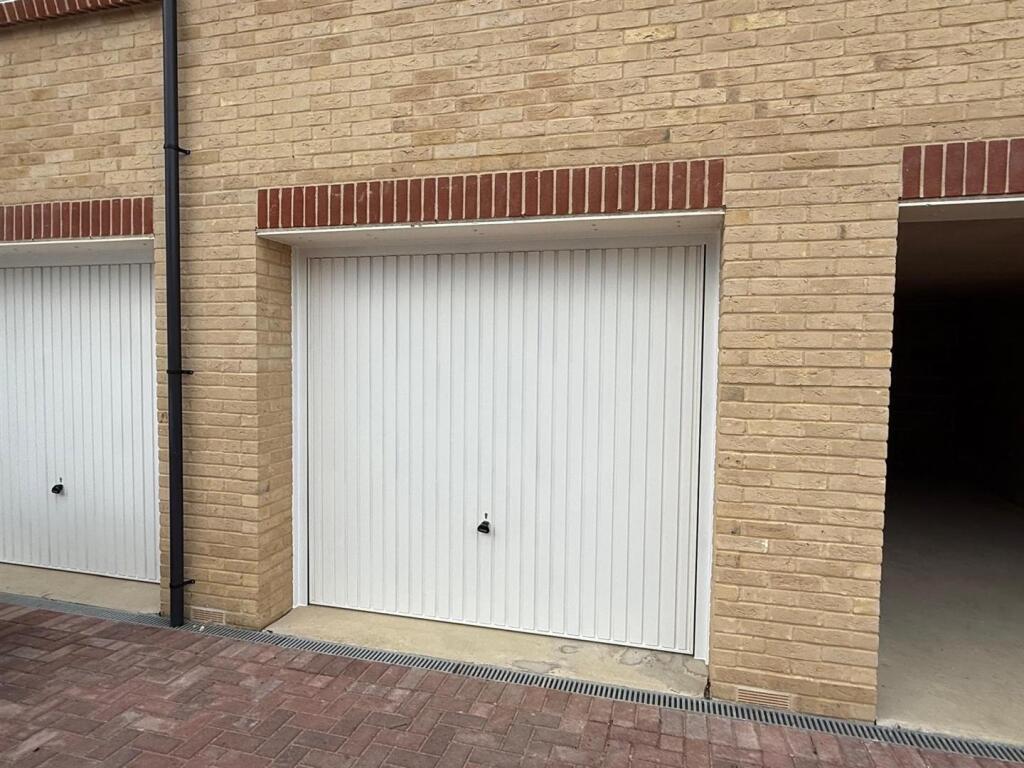 Plot 400 Curtis Fields, 24 Bramble Road, Weymouth DT4 0FT photo 2