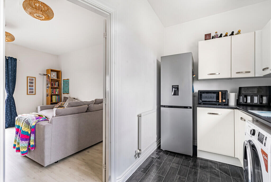 Apartment in Exeter - View 5