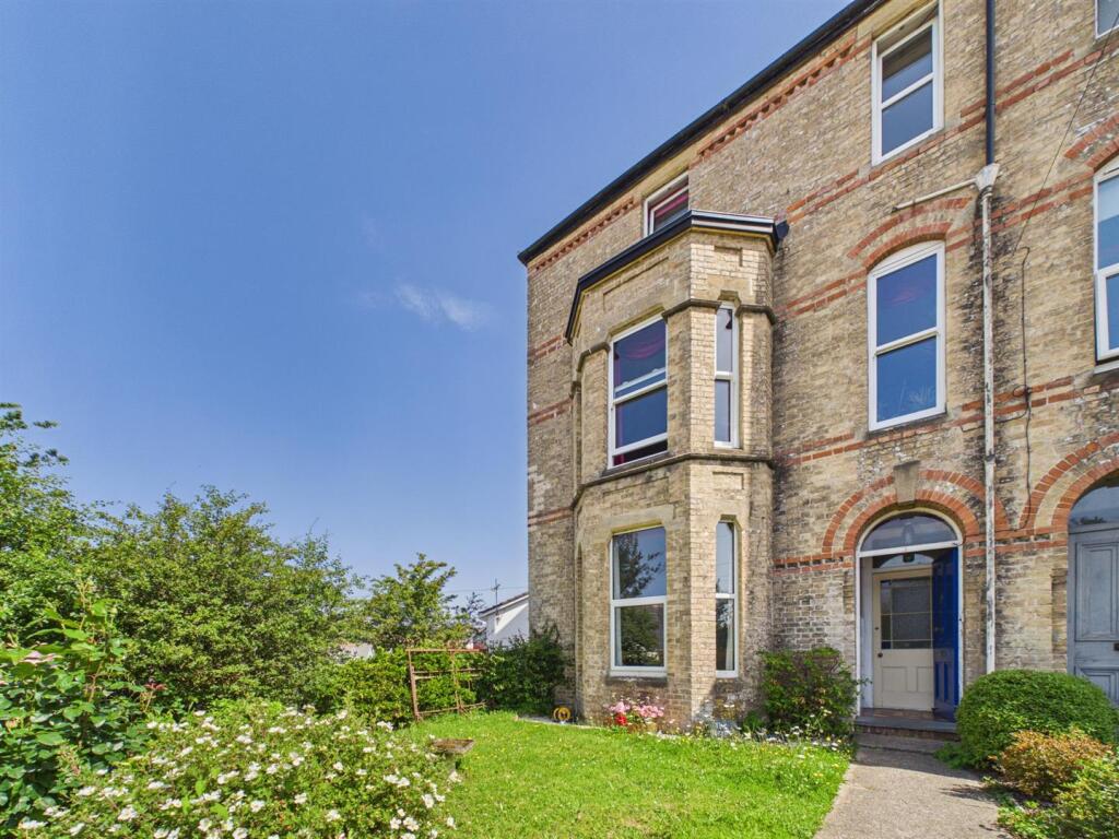 Main image of property: The Terrace, Braunton
