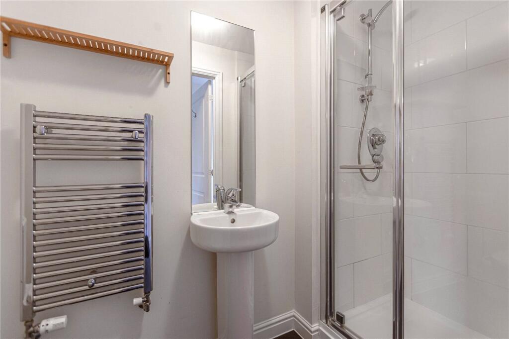 1 bedroom semi-detached house for rent