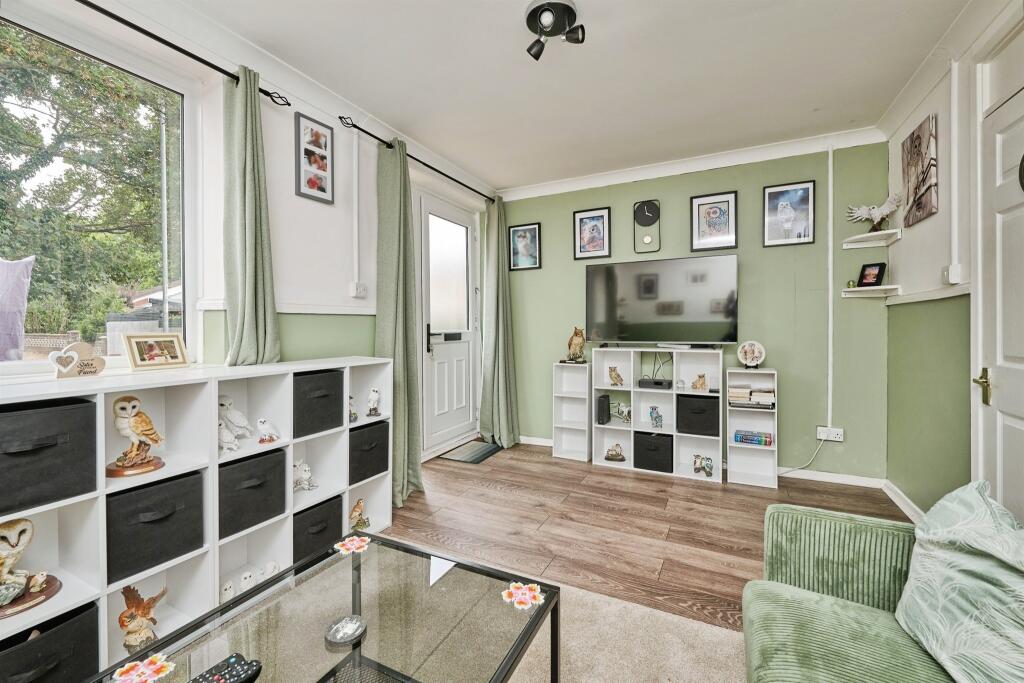 House in Huntingdonshire, Oxmoor, Huntingdon - View 3