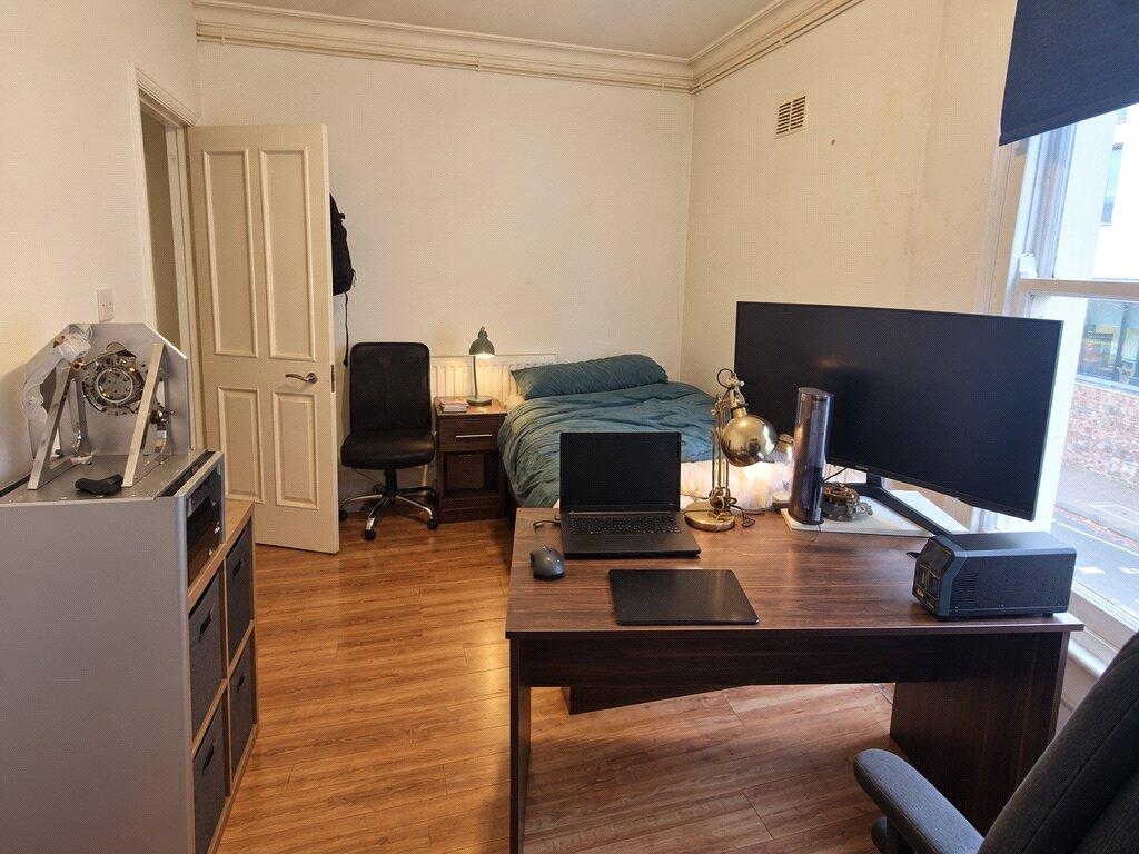 Apartment in Bristol, Tyndall's Park, City Centre - View 4