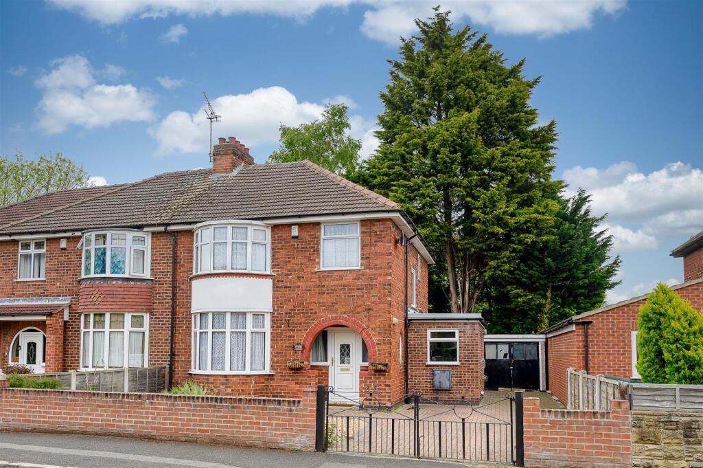 Main image of property: Carlton Avenue, York, YO10 3JZ