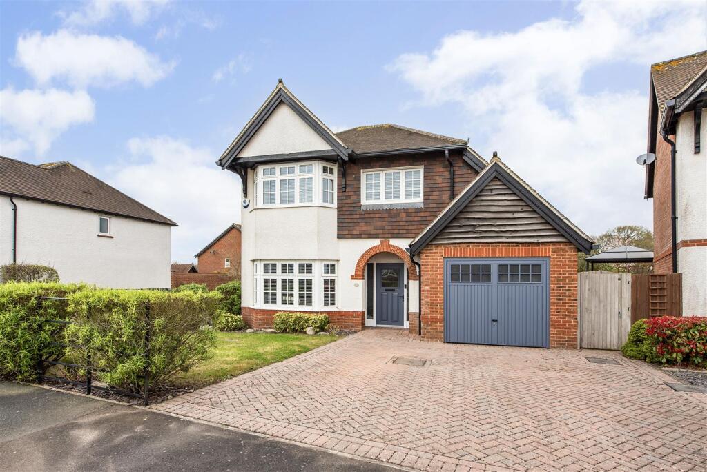 Main image of property: Newlands Avenue, Waterlooville
