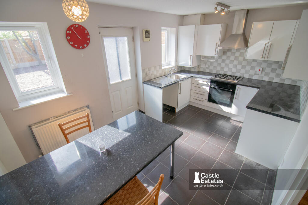 Marham Close, Nottingham, NG2 4GR photo 4