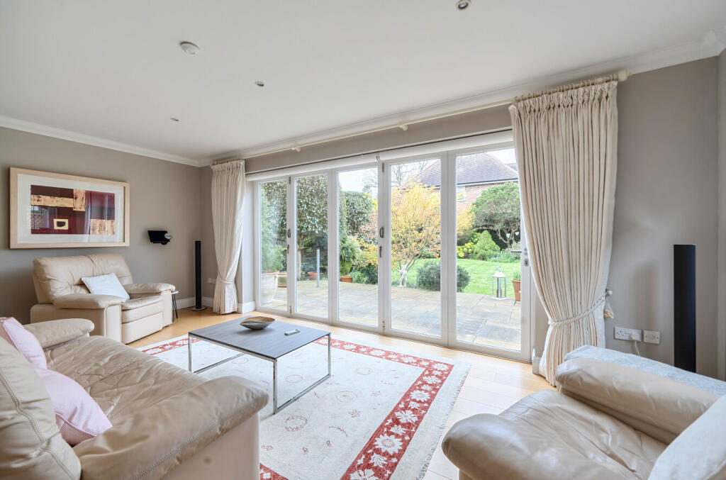House in Reading - View 5