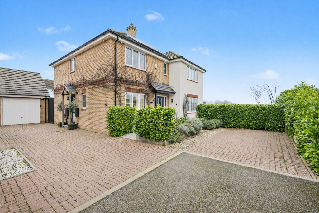 Main image of property: Rook Tree Lane, Stotfold, Hitchin, SG5