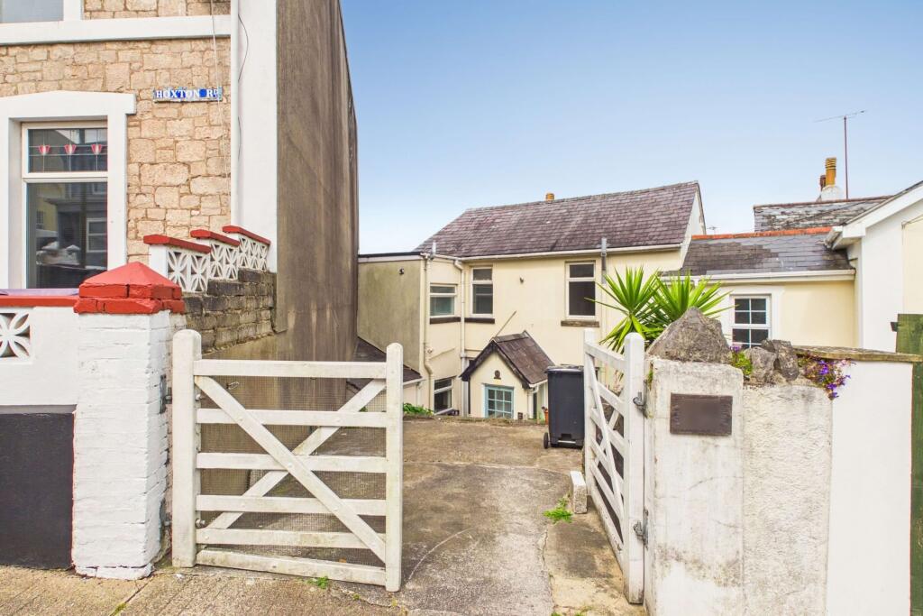 Main image of property: Hoxton Road, Torquay