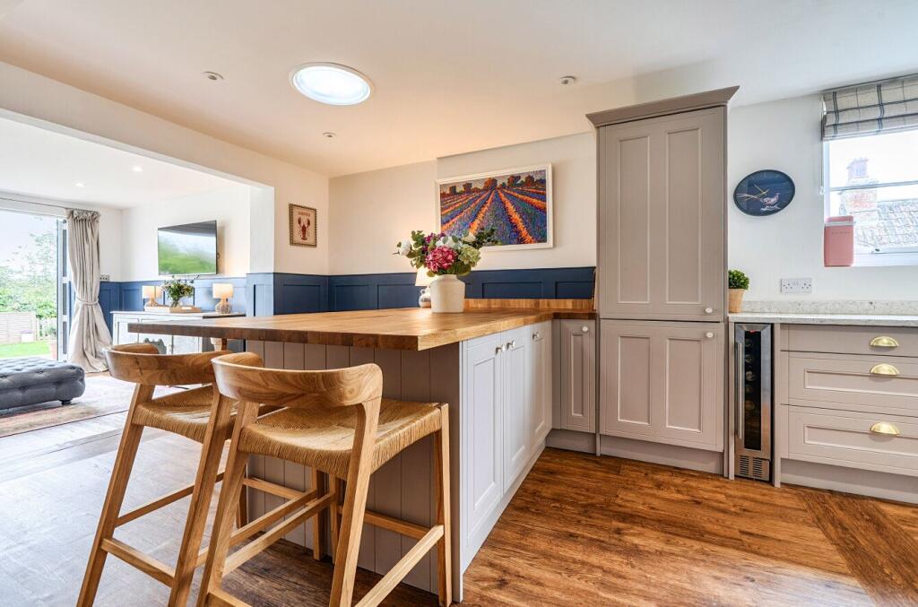 House in Bristol - More