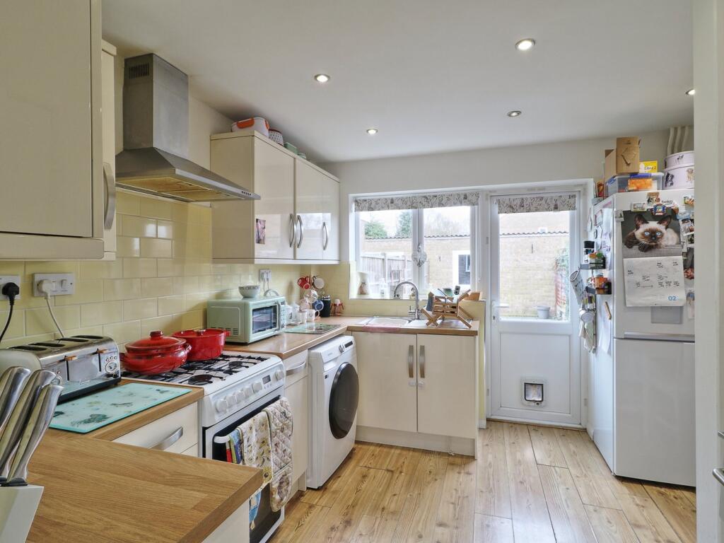 Alder Close, Eaton Ford, St Neots, PE19 photo 5