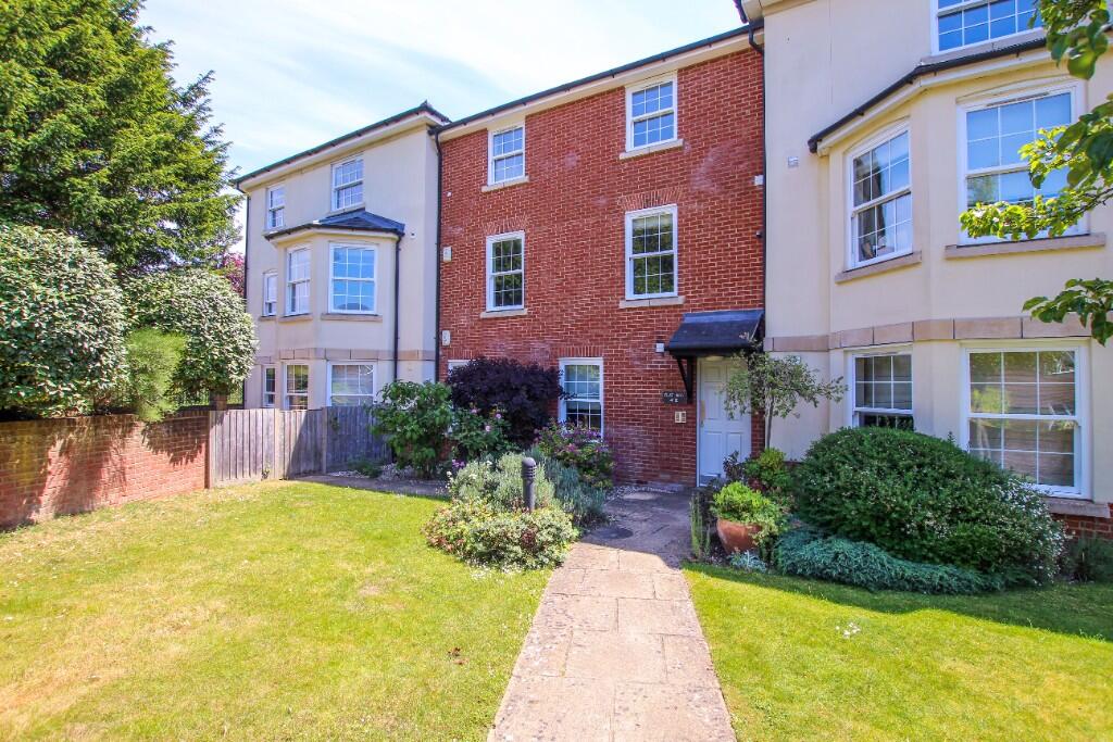 Main image of property: Donnington Elms, Oxford Road, Newbury, Berkshire, RG14