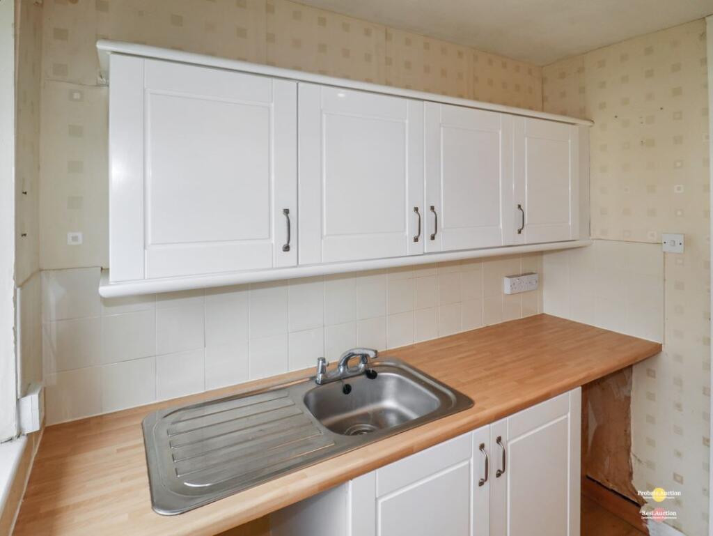 Additional image 6 of 33 Carperley Crescent, Denholme, Bradford, West Yorkshire, BD13 4BU