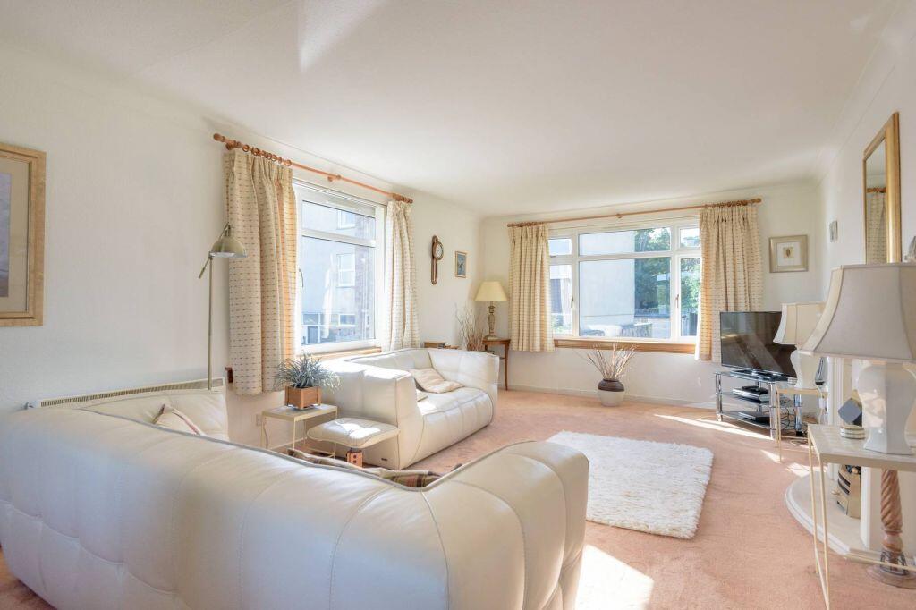 Apartment in Edinburgh - View 4