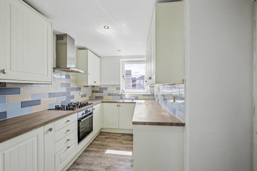 Broomhouse Drive, Edinburgh, Midlothian, EH11 photo 3