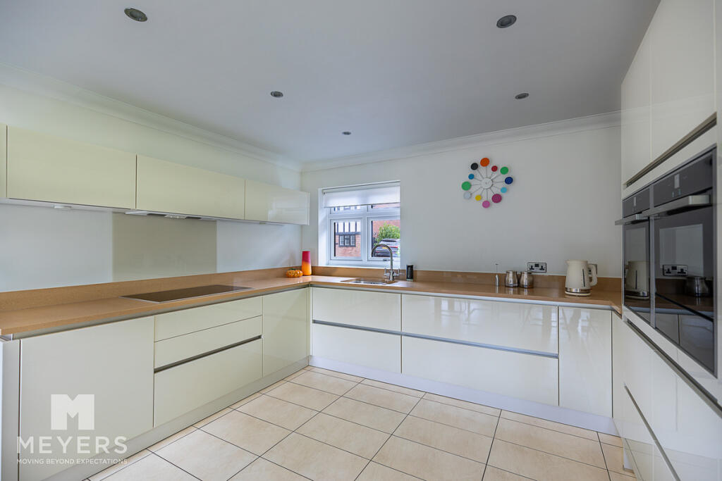 House in Holdenhurst, Littledown, Bournemouth - View 6