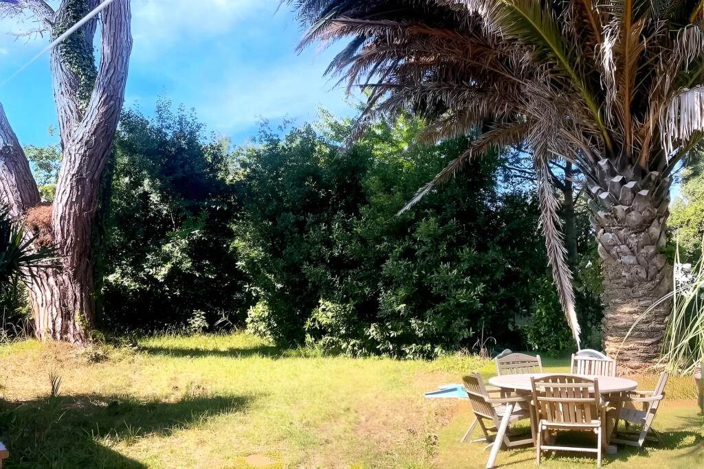 Main image of property: 17190 st-georges-d-oleron
