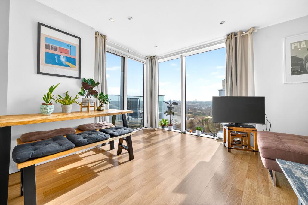Main image of property: Woodberry Grove, Residence Tower Woodberry Grove, N4