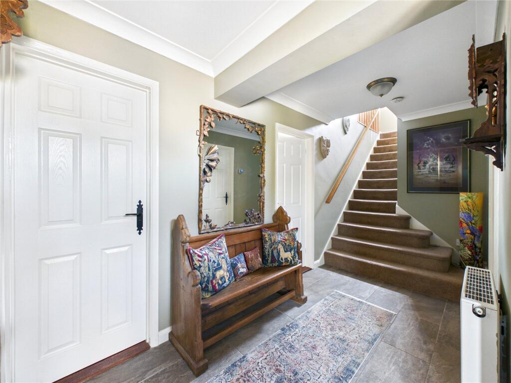 House in Ipswich - View 3