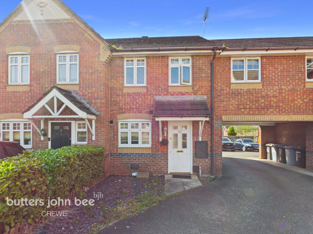 3-bed house on Rolls Avenue, Crewe, £180,000